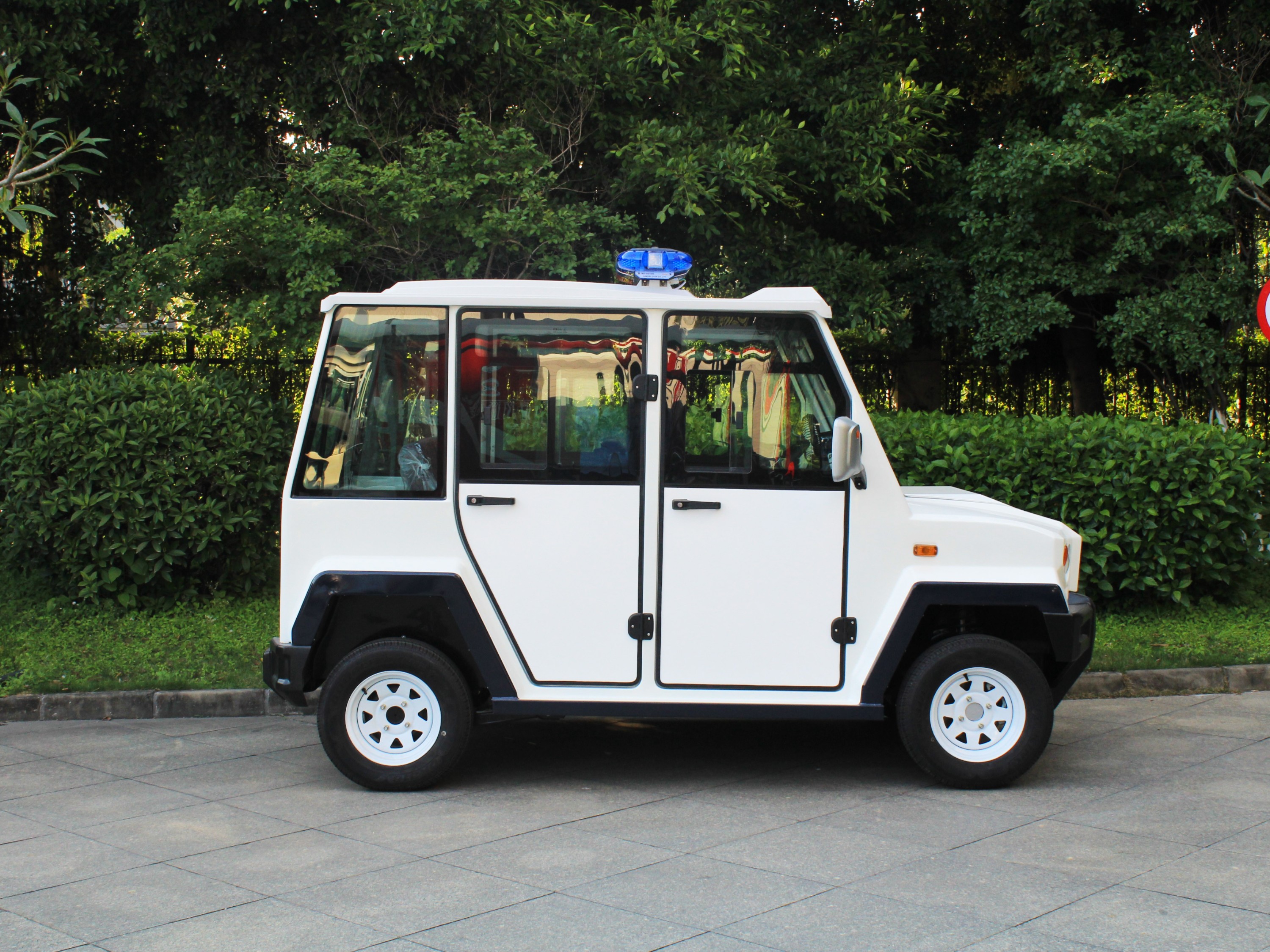 瑪西爾戰(zhàn)盾巡邏車(chē)