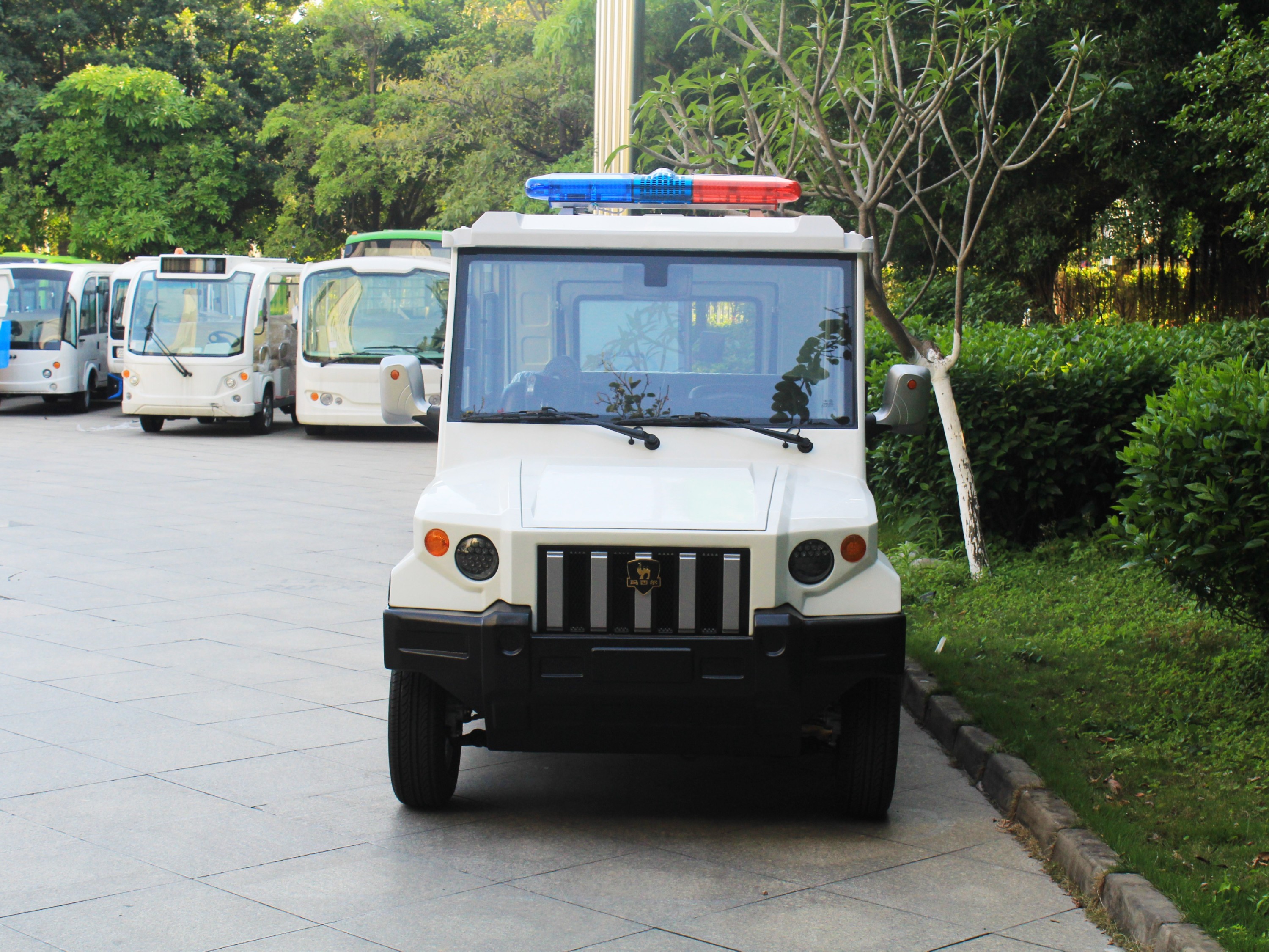 瑪西爾戰(zhàn)盾巡邏車(chē)